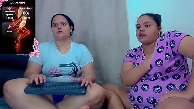 Snapshot of brunnette_hot chatting on December 2025 10:54:02 AM brunnette hot online show from December 2025 10:54:02 AM