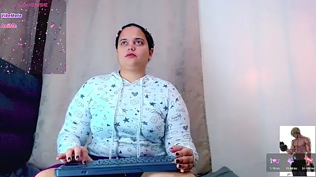 Snapshot of brunnette_hot chatting on January 2026 10:32:01 AM brunnette hot online show from January 2026 10:32:01 AM