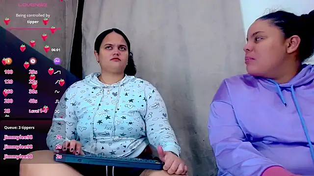 Snapshot of brunnette_hot chatting on January 2026 10:42:02 AM brunnette hot online show from January 2026 10:42:02 AM