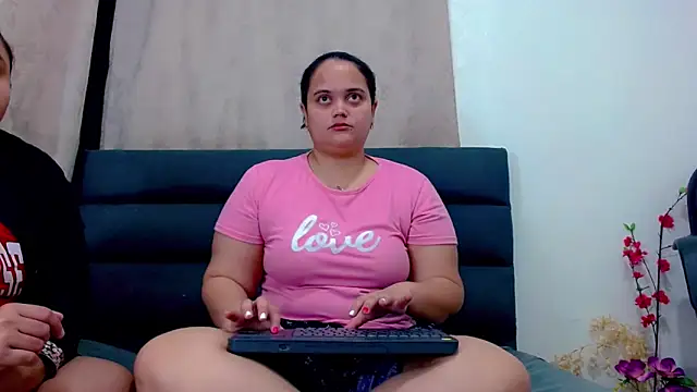 Snapshot of brunnette_hot chatting on February 2026 10:54:01 AM brunnette hot online show from February 2026 10:54:01 AM