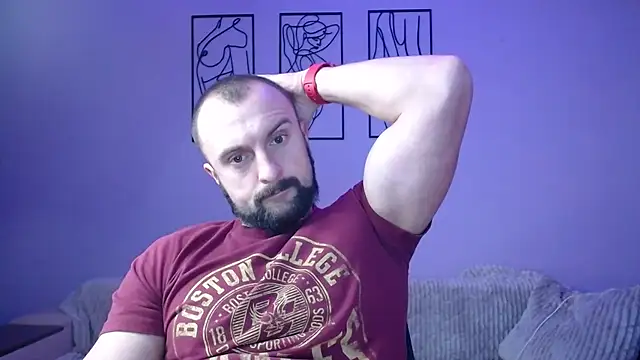 brindlefly6969 online show from December 2024 11:32:02 AM