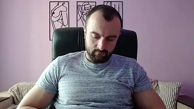 brindlefly6969 online show from February 2025 11:32:02 AM