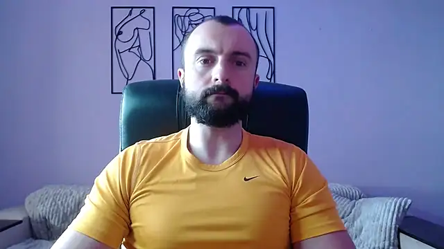 brindlefly6969 online show from March 2025 11:19:02 AM