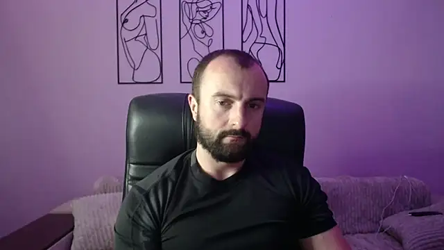 brindlefly6969 online show from September 2025 11:34:02 AM