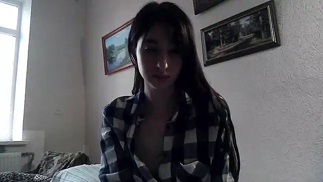 Snapshot of ElizaSwon chatting on April 2026 03:51:01 PM ElizaSwon online show from April 2026 03:51:01 PM