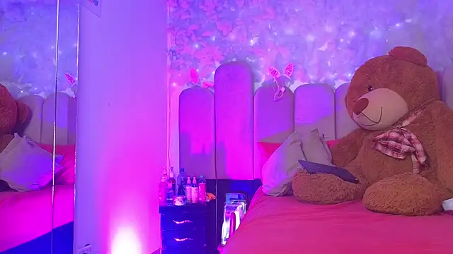 puca ebony online show from October 2025 07:45:01 PM