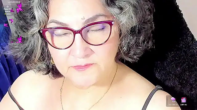 cataleya mom online show from November 2025 10:26:01 AM