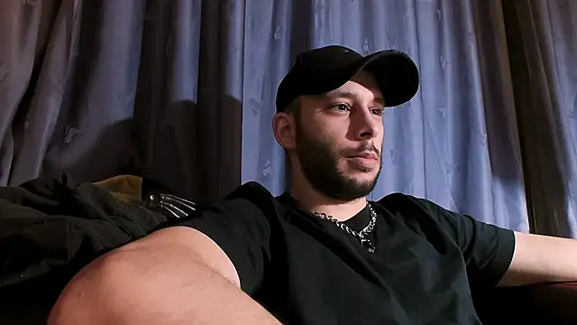 Snapshot of henryaxe chatting on December 2024 10:58:01 PM henryaxe online show from December 2024 10:58:01 PM