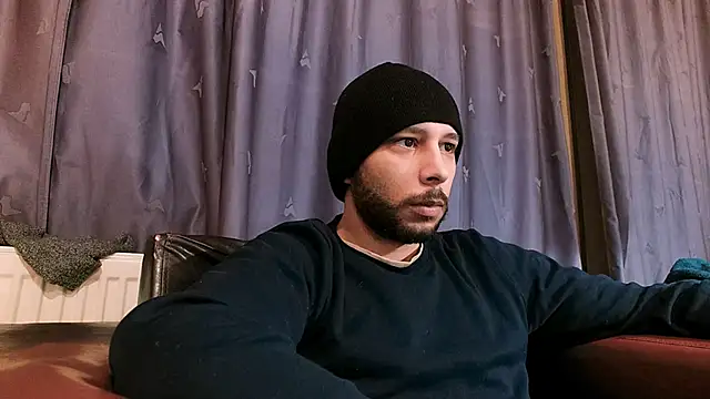 Snapshot of henryaxe chatting on January 2025 05:38:01 PM henryaxe online show from January 2025 05:38:01 PM