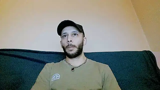 Snapshot of henryaxe chatting on February 2025 12:14:01 AM henryaxe online show from February 2025 12:14:01 AM