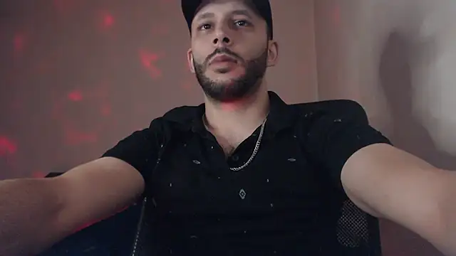 Snapshot of henryaxe chatting on September 2025 10:13:02 PM henryaxe online show from September 2025 10:13:02 PM