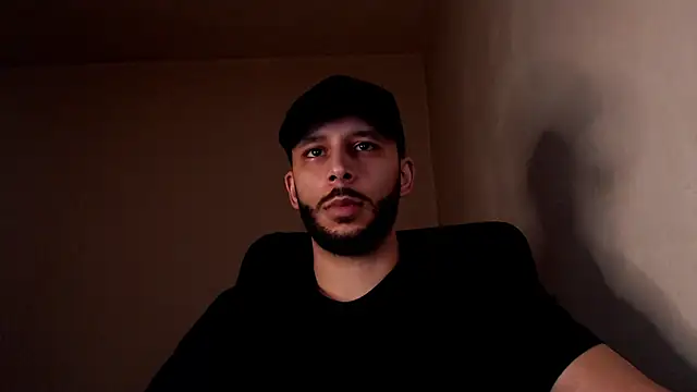 Snapshot of henryaxe chatting on October 2025 11:49:02 PM henryaxe online show from October 2025 11:49:02 PM