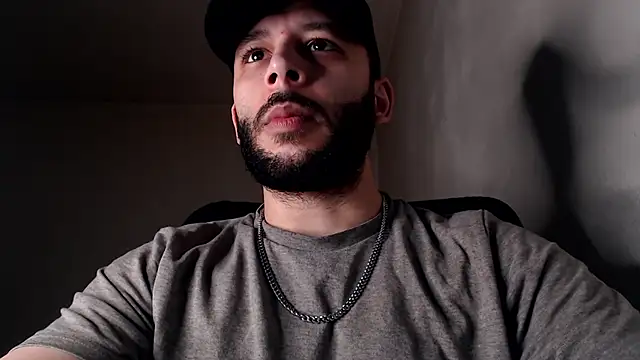 Snapshot of henryaxe chatting on December 2025 02:22:02 PM henryaxe online show from December 2025 02:22:02 PM