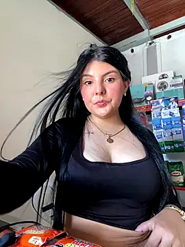 Snapshot of bella_isabela chatting on September 2025 07:24:02 PM bella isabela online show from September 2025 07:24:02 PM