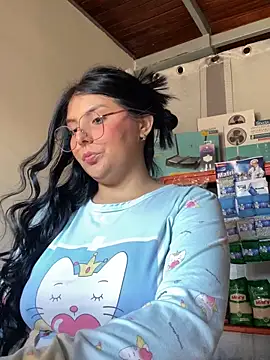 Snapshot of bella_isabela chatting on October 2025 01:17:02 PM bella isabela online show from October 2025 01:17:02 PM