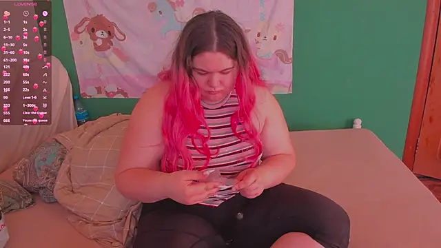 Freakcute  online show from March 2025 02:22:01 PM