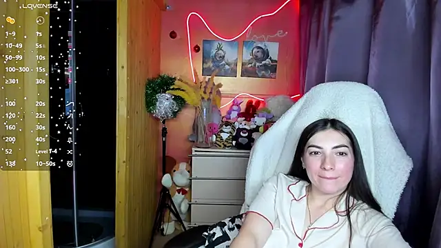 Snapshot of Fiery_Brunette_ chatting on January 2026 08:51:02 AM Fiery Brunette online show from January 2026 08:51:02 AM