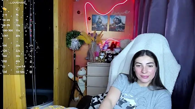 Snapshot of Fiery_Brunette_ chatting on January 2026 04:18:01 AM Fiery Brunette online show from January 2026 04:18:01 AM