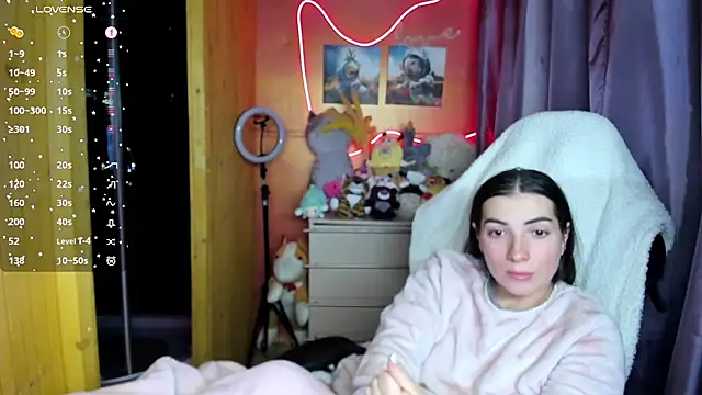 Snapshot of Fiery_Brunette_ chatting on March 2026 05:19:01 AM Fiery Brunette online show from March 2026 05:19:01 AM