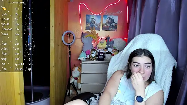 Snapshot of Fiery_Brunette_ chatting on March 2026 03:54:02 AM Fiery Brunette online show from March 2026 03:54:02 AM