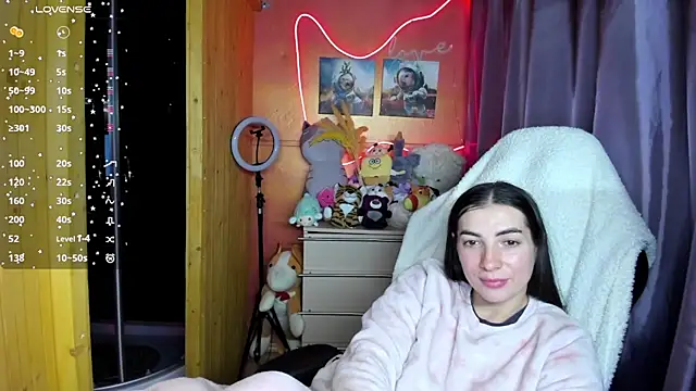 Snapshot of Fiery_Brunette_ chatting on March 2026 05:25:01 AM Fiery Brunette online show from March 2026 05:25:01 AM