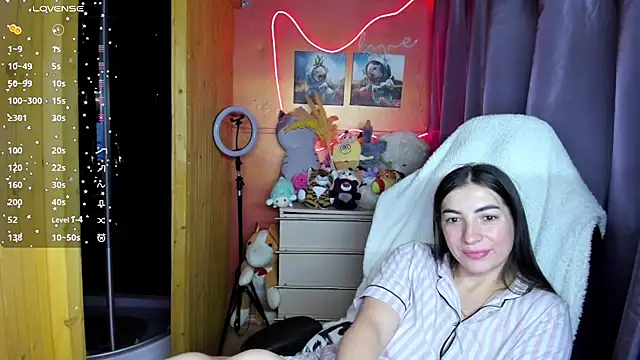 Snapshot of Fiery_Brunette_ chatting on March 2026 04:02:01 PM Fiery Brunette online show from March 2026 04:02:01 PM