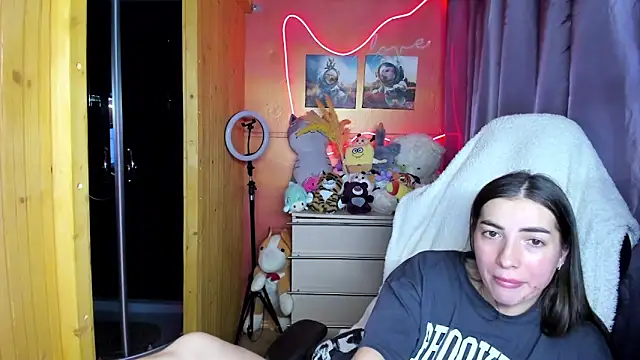 Snapshot of Fiery_Brunette_ chatting on March 2026 08:42:02 AM Fiery Brunette online show from March 2026 08:42:02 AM