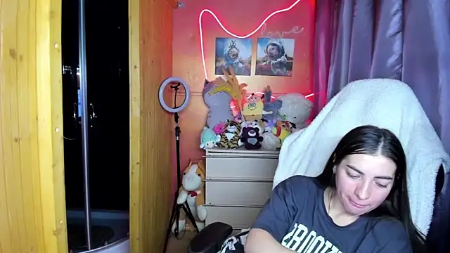 Snapshot of Fiery_Brunette_ chatting on March 2026 08:26:33 AM Fiery Brunette online show from March 2026 08:26:33 AM