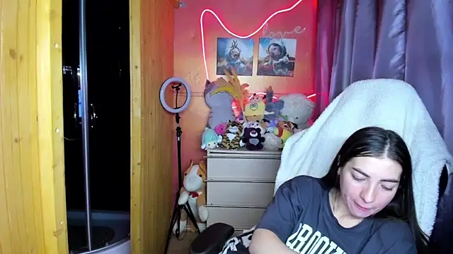 Snapshot of Fiery_Brunette_ chatting on March 2026 08:14:02 AM Fiery Brunette online show from March 2026 08:14:02 AM