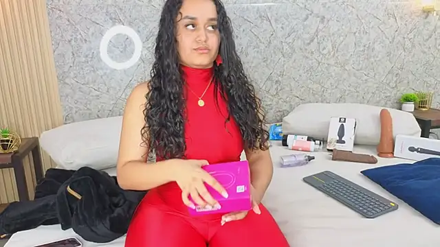 Snapshot of sabrina_shark_ chatting on January 2026 02:28:01 AM sabrina shark online show from January 2026 02:28:01 AM