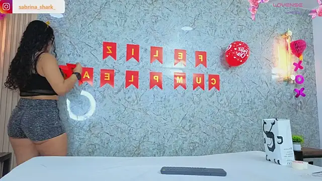 Snapshot of sabrina_shark_ chatting on February 2026 01:32:01 AM sabrina shark online show from February 2026 01:32:01 AM