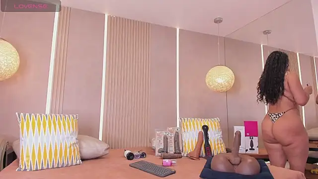 sabrina shark  online show from April 2026 12:00:02 AM