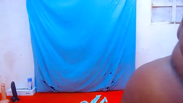 JUICYASSxxx online show from December 2024 04:38:02 PM