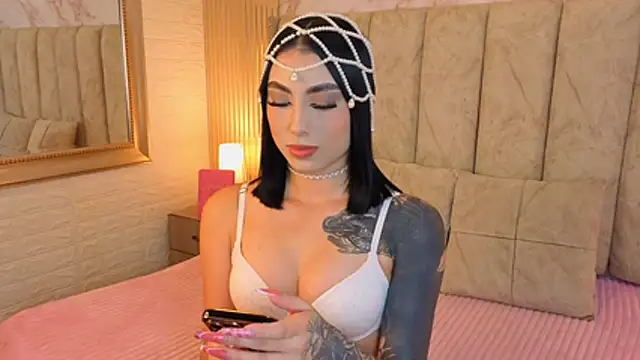 catalina  23 online show from October 2025 08:11:02 PM