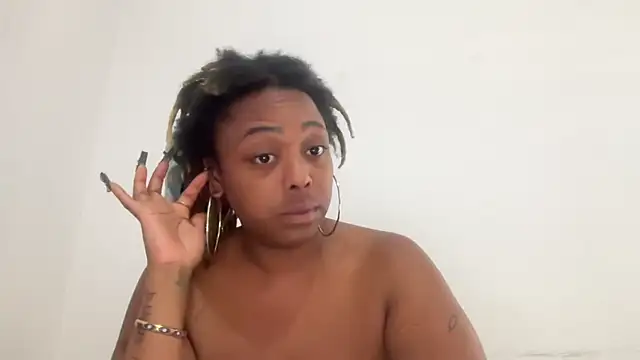 Snapshot of ChocolateCakeQueen chatting on November 2025 07:46:02 PM ChocolateCakeQueen online show from November 2025 07:46:02 PM