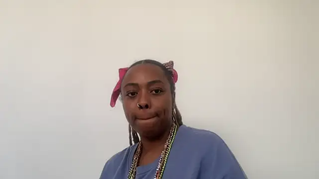 Snapshot of ChocolateCakeQueen chatting on November 2025 08:03:01 PM ChocolateCakeQueen online show from November 2025 08:03:01 PM