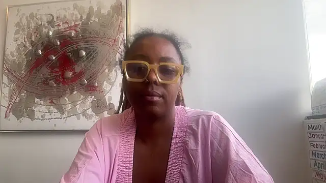 Snapshot of ChocolateCakeQueen chatting on November 2025 12:38:01 PM ChocolateCakeQueen online show from November 2025 12:38:01 PM