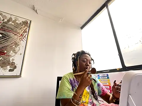 Snapshot of ChocolateCakeQueen chatting on November 2025 06:10:01 PM ChocolateCakeQueen online show from November 2025 06:10:01 PM