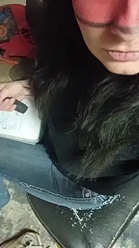 Snapshot of katsmeow710 chatting on November 2025 10:09:01 PM katsmeow710 online show from November 2025 10:09:01 PM