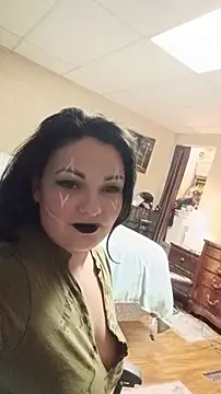 Snapshot of katsmeow710 chatting on November 2025 09:47:01 PM katsmeow710 online show from November 2025 09:47:01 PM