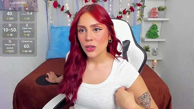 Snapshot of HazzelGray chatting on December 2024 03:28:02 PM HazzelGray online show from December 2024 03:28:02 PM