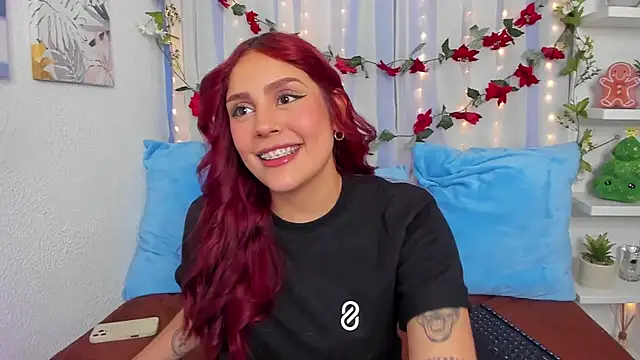 Snapshot of HazzelGray chatting on December 2024 06:26:02 PM HazzelGray online show from December 2024 06:26:02 PM