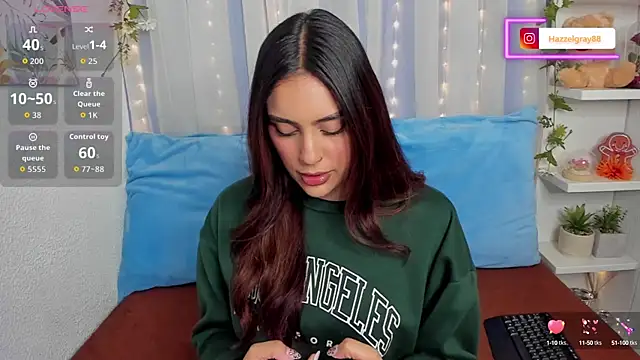 Snapshot of HazzelGray chatting on September 2025 06:29:02 PM HazzelGray online show from September 2025 06:29:02 PM