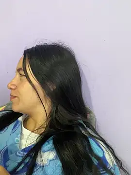 hannahb-e online show from January 2025 10:30:02 PM