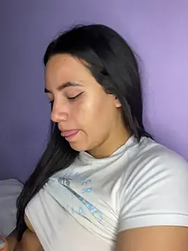 hannahb-e online show from February 2025 09:29:01 PM