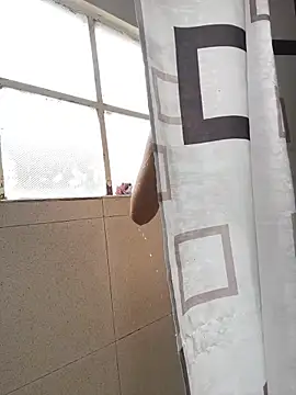 hannahb-e online show from February 2026 03:50:02 PM