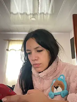 hannahb-e online show from July 2026 04:22:01 PM
