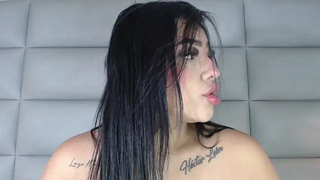 emily brontee  online show from December 2024 11:54:02 AM