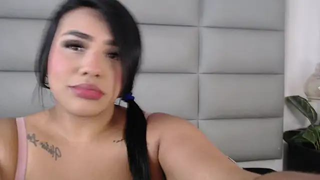 emily brontee  online show from March 2025 01:35:02 PM