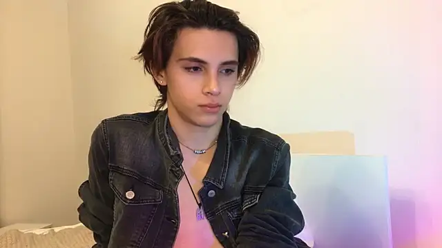 Snapshot of k0sta_ chatting on December 2024 09:31:02 PM k0sta online show from December 2024 09:31:02 PM